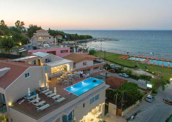 Porto Planos Beach Hotel